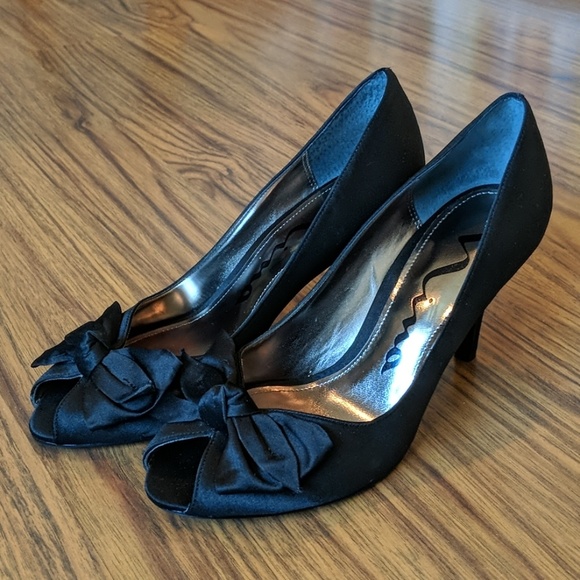 Nina Shoes - Nina Open Toe Dress Pumps Black Size 6.5
